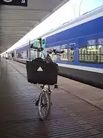 Andén de la estación de Aviñón con Brompton