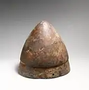 Casco pilós griego, 450-425 a. C.