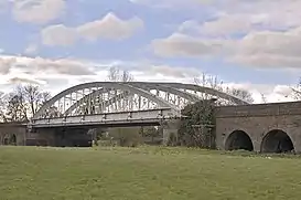 Puente ferroviario de Windsor diseñado por Brunel y construido en 1849.