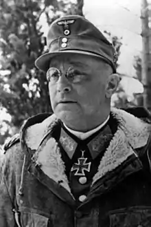 General der Gebirgstruppe Franz Böhme en el frente de Laponia (1943)