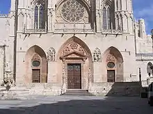 Catedral de Burgos (la del Perdón es la central, en la fachada occidental o de Santa María)