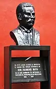 Busto a Filomeno Mata.