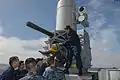 Un Phalanx CIWS del USS America en mantenimiento el 5 de octubre de 2014