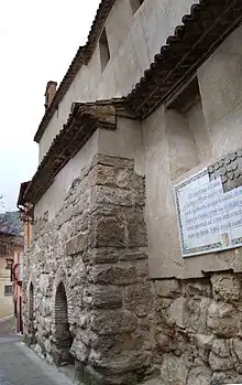 Iglesia de la Consolación de Calatayud, antigua sinagoga mayor de la judería. Los arcos eran dos entradas diferentes (para hombres y mujeres).