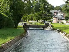 Canal en Hèches.