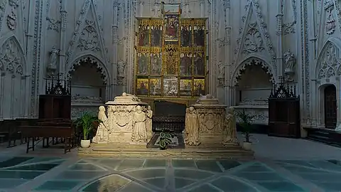 Sepulcro de Álvaro de Luna y Juana de Pimentel en la capilla de Santiago de la Catedral de Toledo, de Pablo Ortiz y Sebastián de Almonacid.