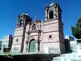 Capilla del Cementerio de Laykakota