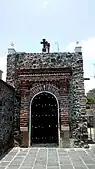 Una de las capillas en la iglesia de Santa María Tonantzintla