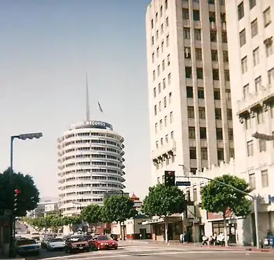 Visto desde Hollywood and Vine en 1997.