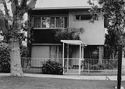 Casa Kuflik, 1956