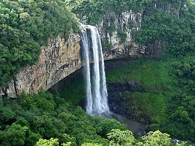 Cascada del Caracol, en Canela.