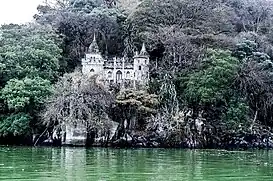 El Castillo de Dorión ubicado en la cuenca del lago de Amatitlán en Villa Nueva.