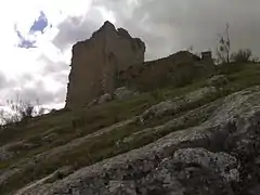 Vista parcial del Castillo de la Peña.