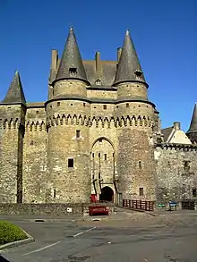 Detalle de la entrada del castillo