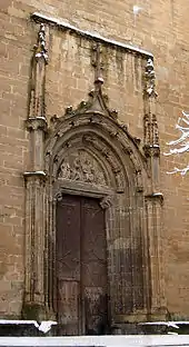 Puerta de San José de la catedral de Pamplona.