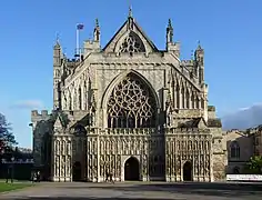 Fachada occidental de la catedral de Exeter