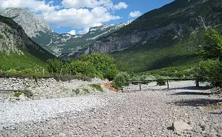 El cauce seco del Cem i Vuklit, Albania