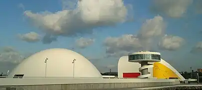 El Centro Niemeyer, España, 2006-11