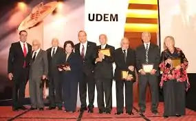 Maestros eméritos de la UDEM