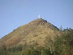 Vista al frente del cerro de la cruz