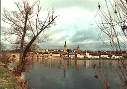 El puente de Charite sur Loire.