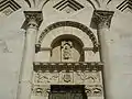 Portal izquierdo