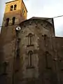 El ábside y el campanario