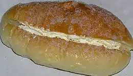 Bollo de crema hongkonés