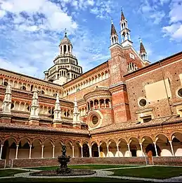 El claustro pequeño.