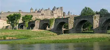 Pont Vieux (1353) de Carcasona, sobre el río Aude