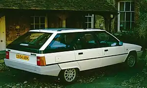 Citroën BX familiar.