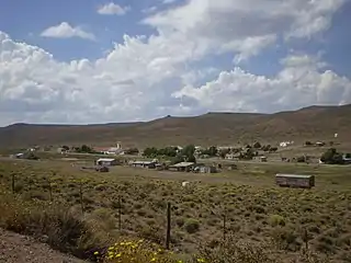 Otra Vista Aérea de las instalaciones ferroviarias y material rodante desafectado.