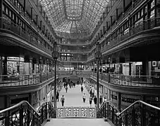 Interior de The Arcade en 1966