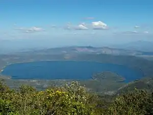 vista del lago de coatepeque