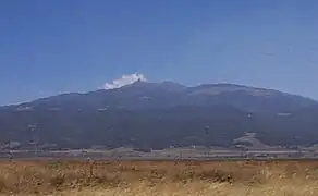 Cofre de Perote, un volcán en escudo en Veracruz.