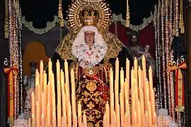 Detalle de la imagen en su paso de palio.