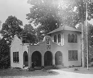 Casa de Theta Sigma Rho Sorority
