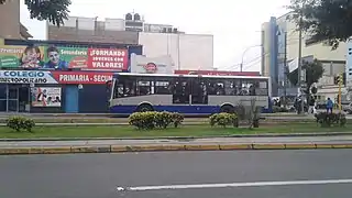 Línea de transporte el Corredor Azul.