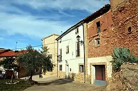 Paisaje urbano de Cuesta del Rato (Castielfabib, Valencia), detalle de construcciones tradicionales (vernaculares), 2018.