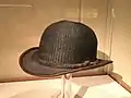 Sombrero de bombín Madera de bambú, ratán y seda brocada. Por Hayakawa Shōkosai I, era Meiji, c. 1880–1890