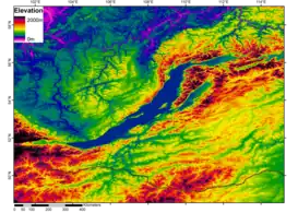 Modelo digital del terreno del lago Baikal y de las regiones vecinas. La depresión de Tunka aparece en verde en el sector inferior izquierdo del mapa como prolongación sudoeste del lago Baikal. La línea negra este-oeste es la frontera entre Rusia y Mongolia.