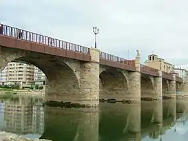 Puente Carlos III