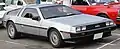 DMC DeLorean con plataforma TT