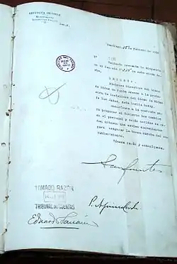 Decreto que designa a Gabriela Mistral (Lucila Godoy) como directora del Liceo de Niñas de Punta Arenas.