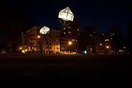 Instalación de Dennis Oppenheim en la Bienal de Escultura de Vancouver