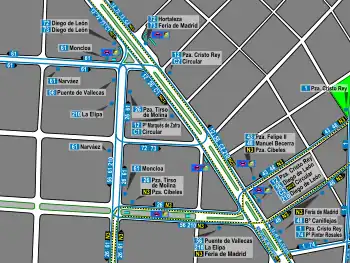 Mapa zonal de la estación de metro de Diego de León con los recorridos de las líneas de autobuses, entre las que aparece el 1 (al este).