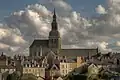 La iglesia Saint-Sauveur vista desde las murallas