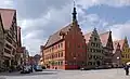 Plaza del mercado con la "Deutsches Haus" (tercera desde la derecha)