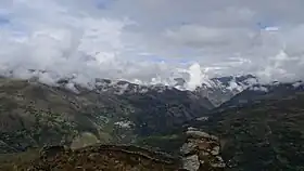 Vista de una parte del distrito de Tantamayo desde Susupillo.