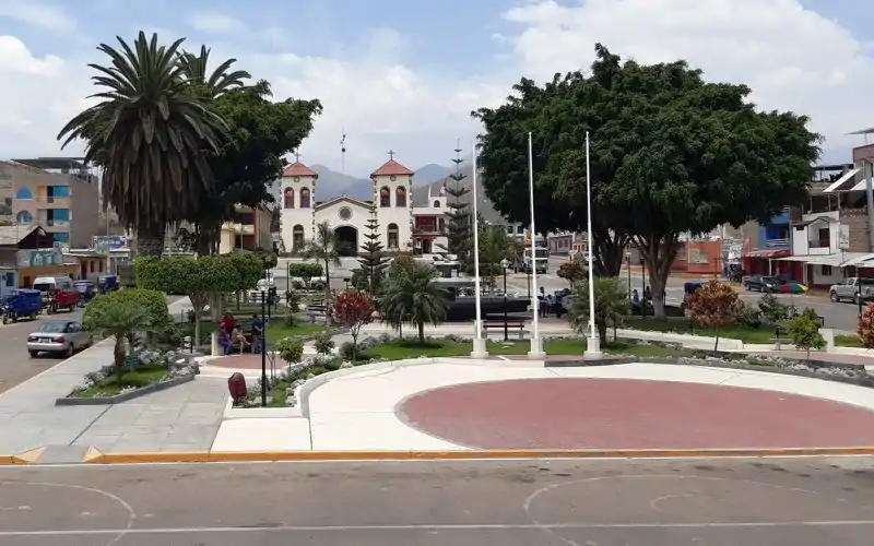 Plaza de armas de Moro